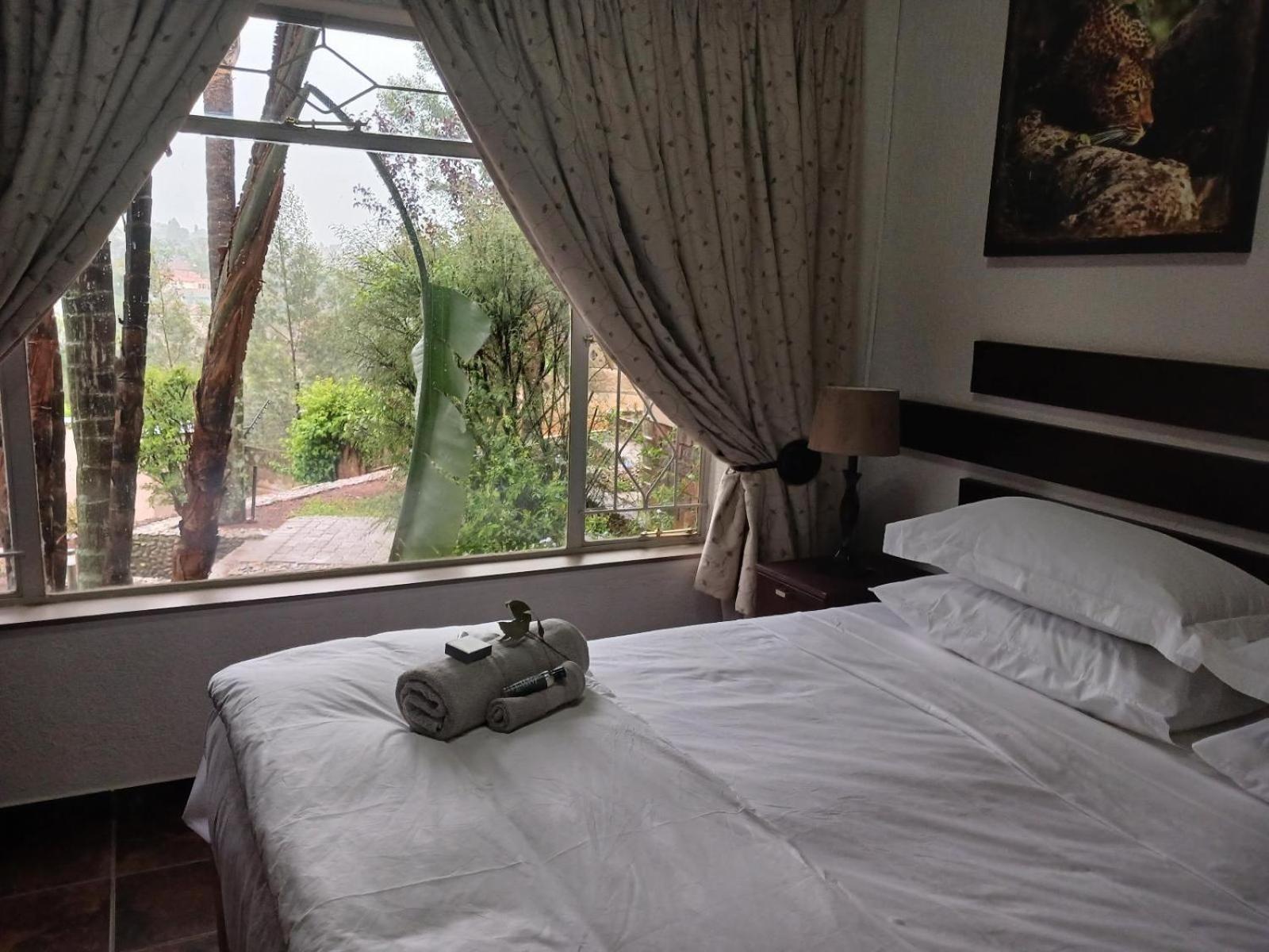Blue Sky Manor Hotel Roodepoort Ruang foto
